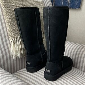 UGG | Classic Tall Black Boot